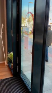 Herzlich Willkommen im Hörkonzept Buxtehude 🦻

Hier verbinden wir modernste Technik mit persönlichem Service. In entspannter Atmosphäre nehmen wir uns Zeit für Sie und Ihr Hören – individuell, ehrlich und immer mit einem Lächeln auf den Lippen. 

Vereinbaren Sie einen Termin via Telefon unter 04161 800 5440 oder ganz bequem per Website: hoer-konzept.de - oder kommen Sie einfach bei uns vorbei 🏠🏃‍♀️

Wir freuen uns auf Sie!